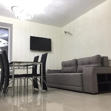 Lux 3-Bedroom Apartment In Most City Area Dnipro Exterior photo