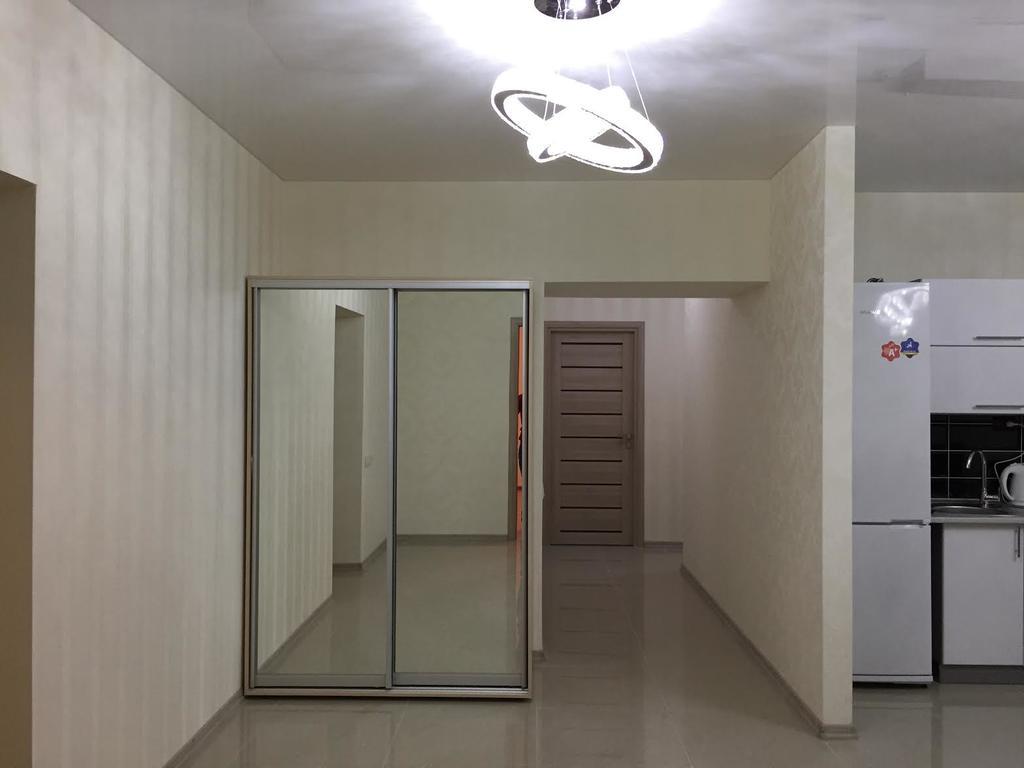 Lux 3-bedroom In Area *